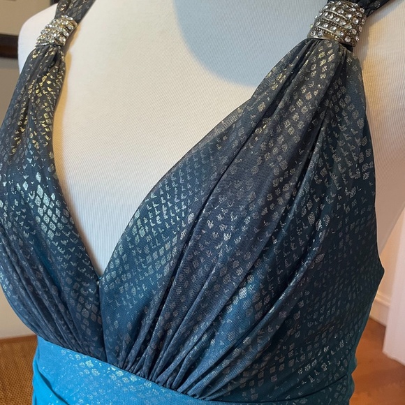 Emerald Green - Peacock Iridescent Gradient Gown - Picture 6 of 13